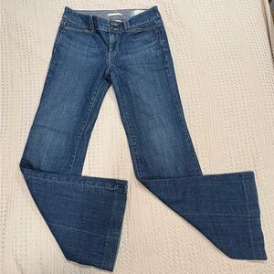 GAP Women's Wide Leg Jeans in Deep Blue - Curvy Stretch, mid-rise, size 2R/26